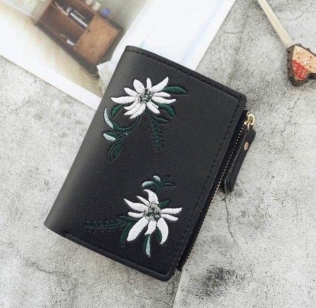Embroidered Thin Zipper Women's Wallet