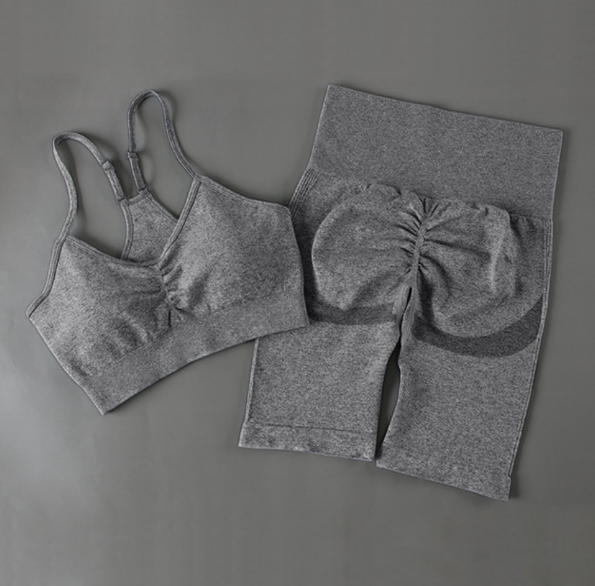 Women's 2-Piece Fitness Outfit