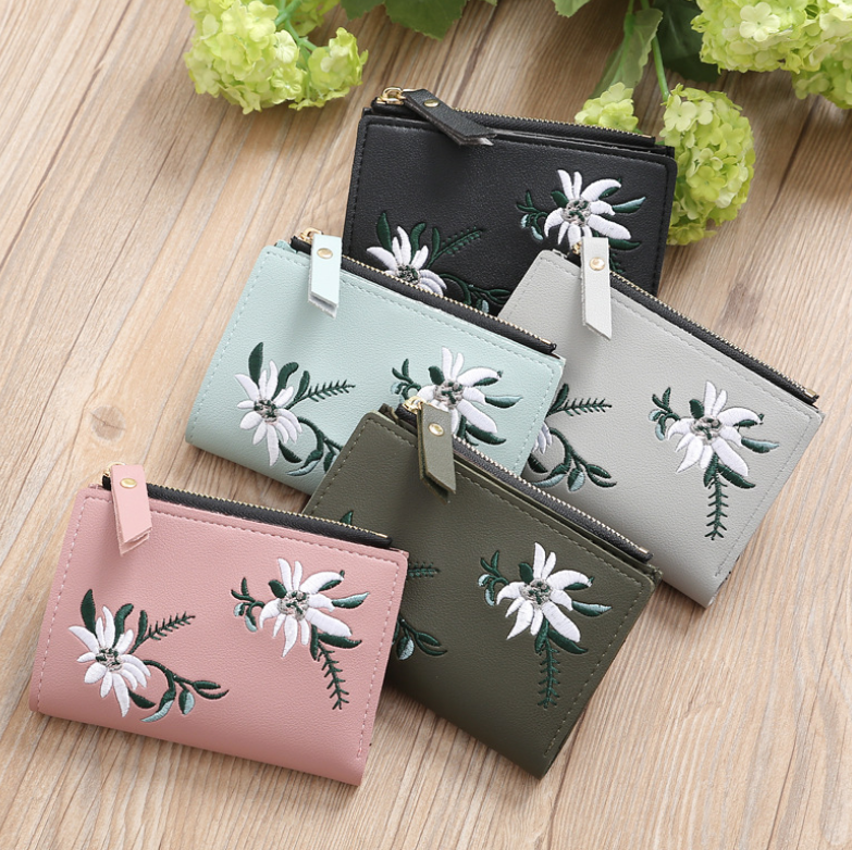Embroidered Thin Zipper Women's Wallet