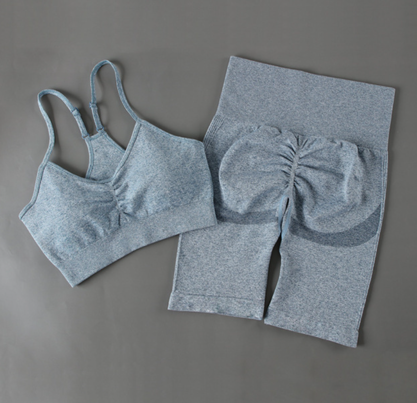 Women's 2-Piece Fitness Outfit